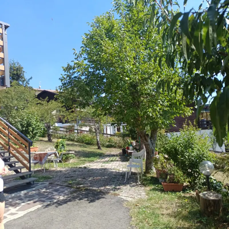 Il giardino privato recintato del Nonna Marisa B&B